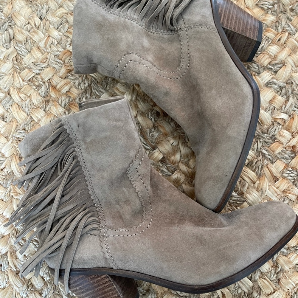 Sam Edelman fringe booties - size 7